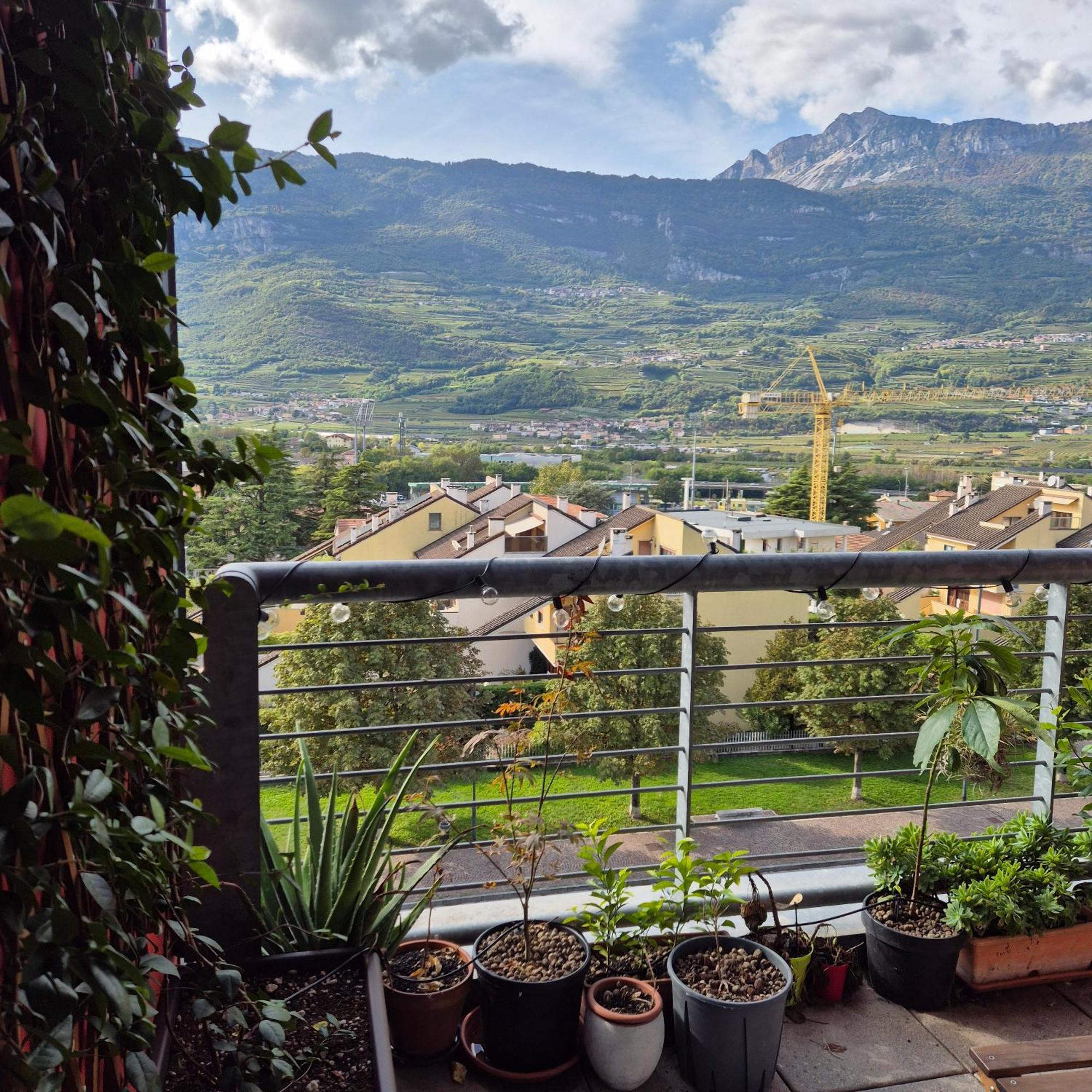 Appartamento Vista Mozzafiato Sulle Alpi Rovereto  Esterno foto
