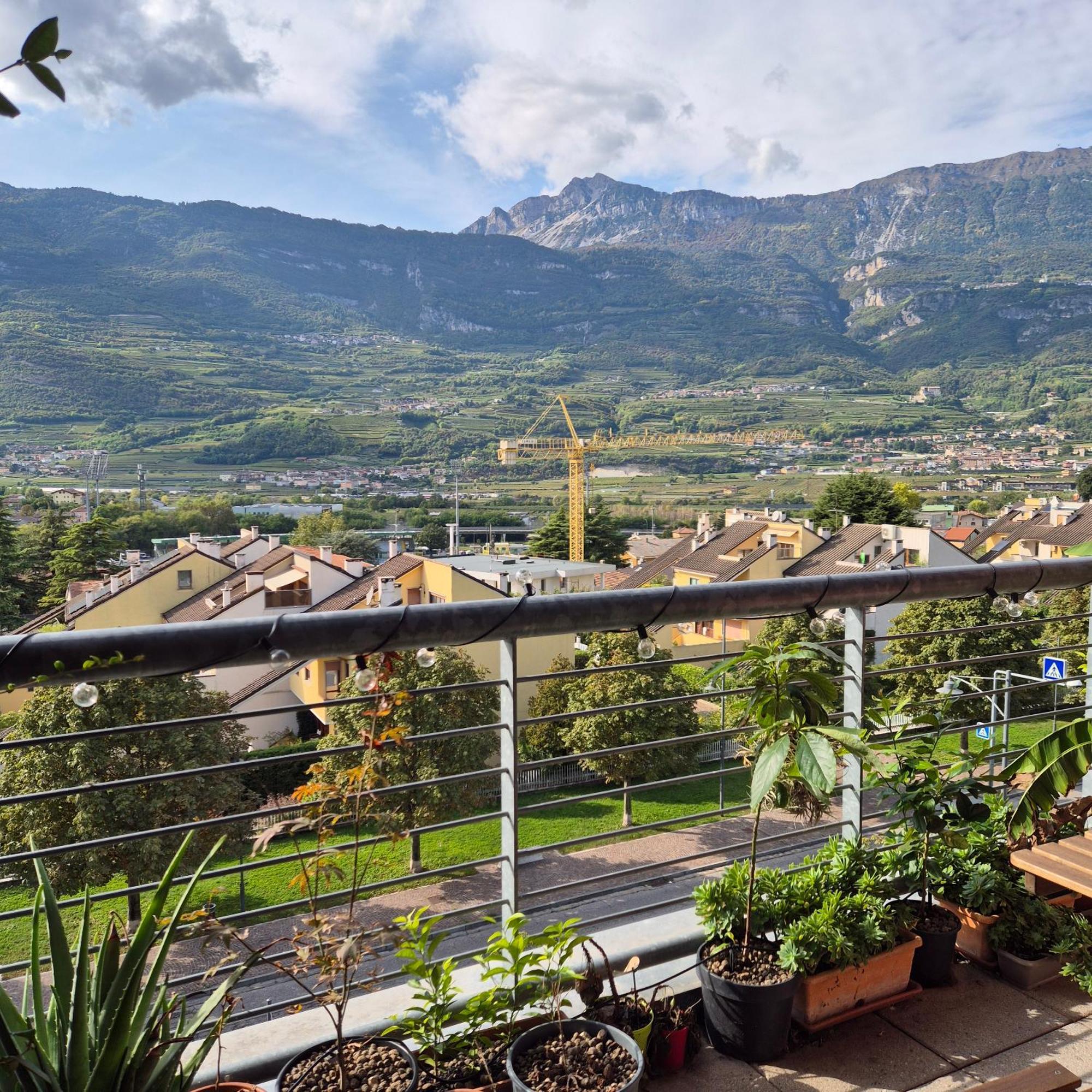 Appartamento Vista Mozzafiato Sulle Alpi Rovereto  Esterno foto